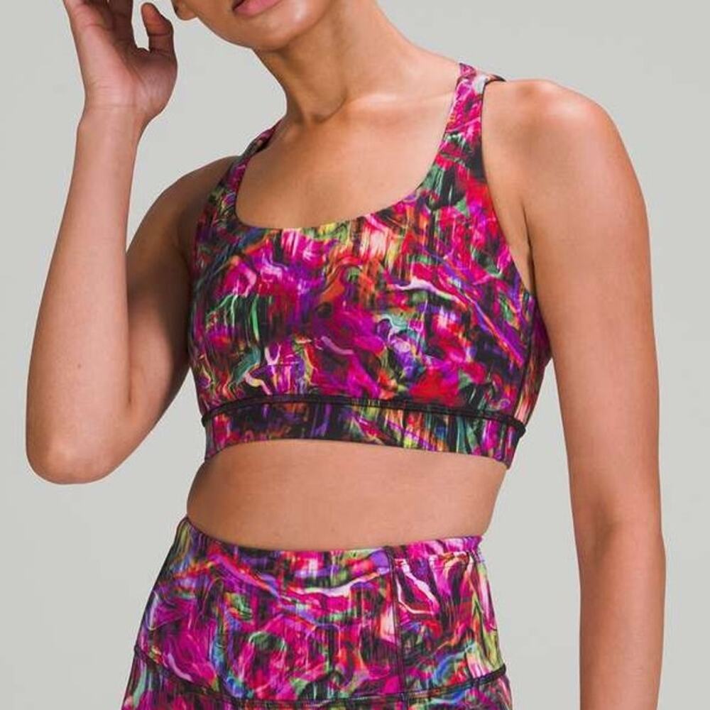Lululemon Energy Bra in the Hyper Flow Pink Multi pattern size 4 medium support